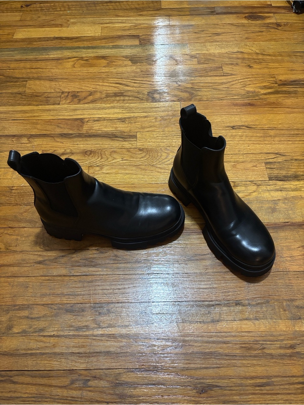 Zara size 44 Men’s (Size Men’s 11 US) Chunky Chelsea Boot